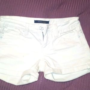 Size 3/4 white jean shorts never worn